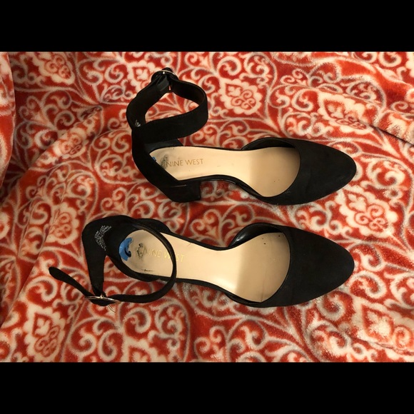 Cute little heels - Picture 4 of 4
